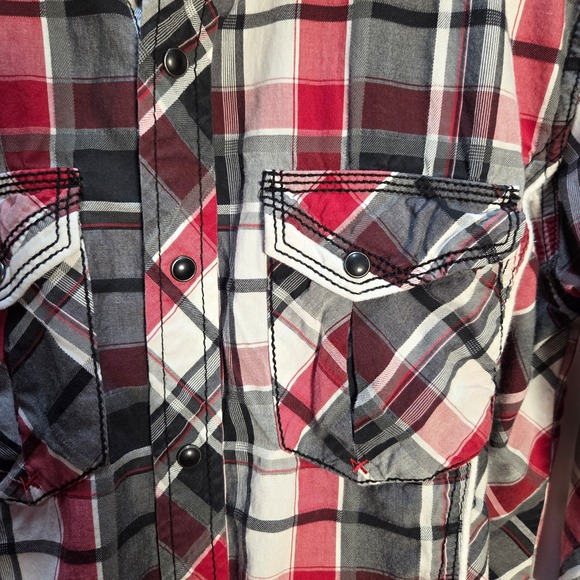 BKE Pearl Snap Shirt Men's Small Slim Fit Red Plaid Long Sleeve Western - Picture 3 of 9